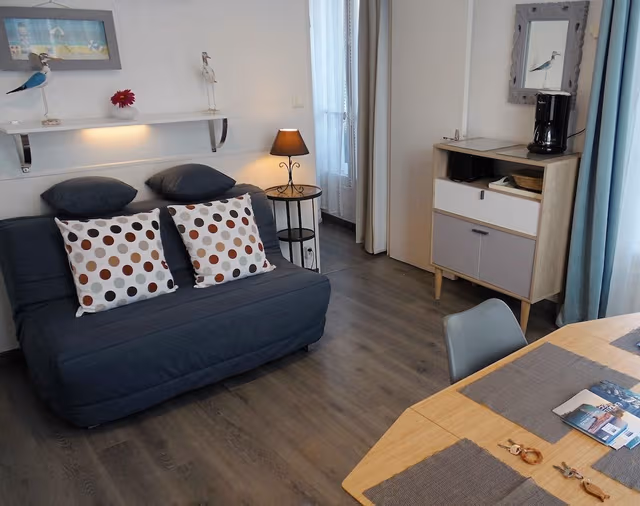 Apartment (L'Artimon)