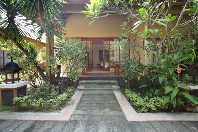 Deluxe Cottage