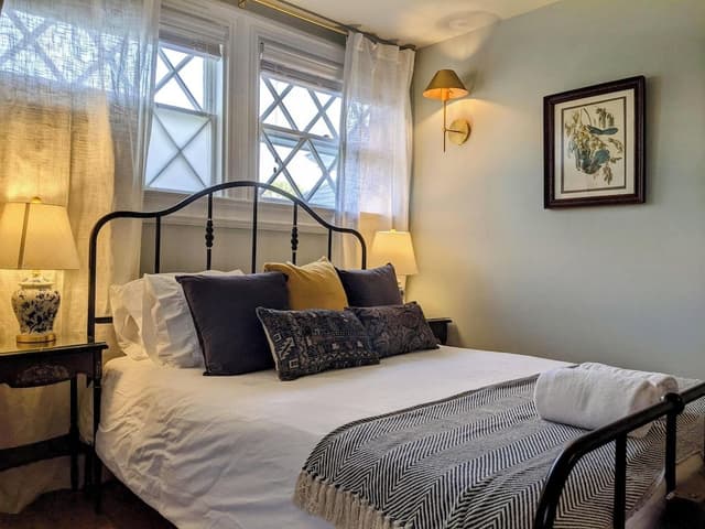 Standard Room, 1 Queen Bed, Non Smoking