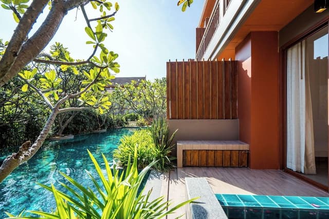 Jacuzzi Pool Access - Free Transfer to Hua Hin Beach