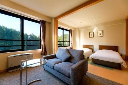 Twin Room - Non-Smoking