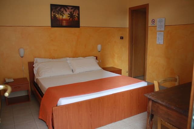 Basic Double or Twin Room, 1 Bedroom, Courtyard Area