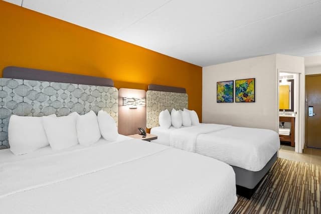 Standard Room, 2 Queen Beds, Non Smoking