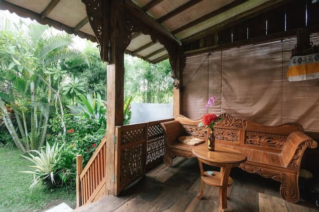 Classic Cabin, 1 King Bed, Garden View, Garden Area