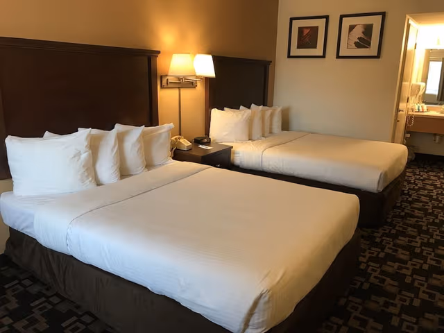 Standard Room, 2 Queen Beds, Non Smoking