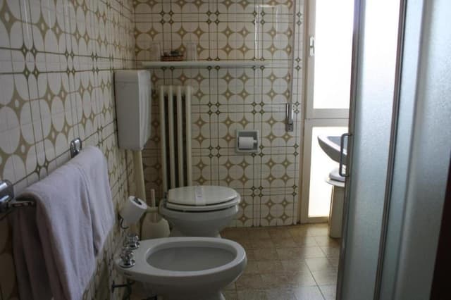 Single Room, Balcony