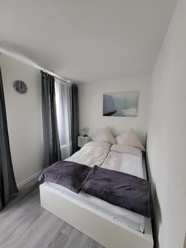 Single Room, City View