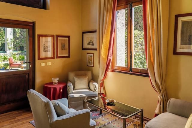 Suite, Garden View