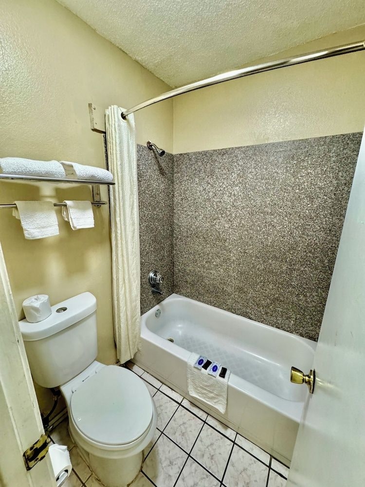 Seagoville Inn3