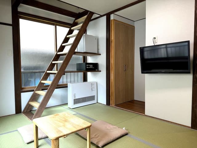 Japanese-Style Room 107 ft2 with 88 ft2 loft, Shared Toilet and Shared Bath (No parking is provided)