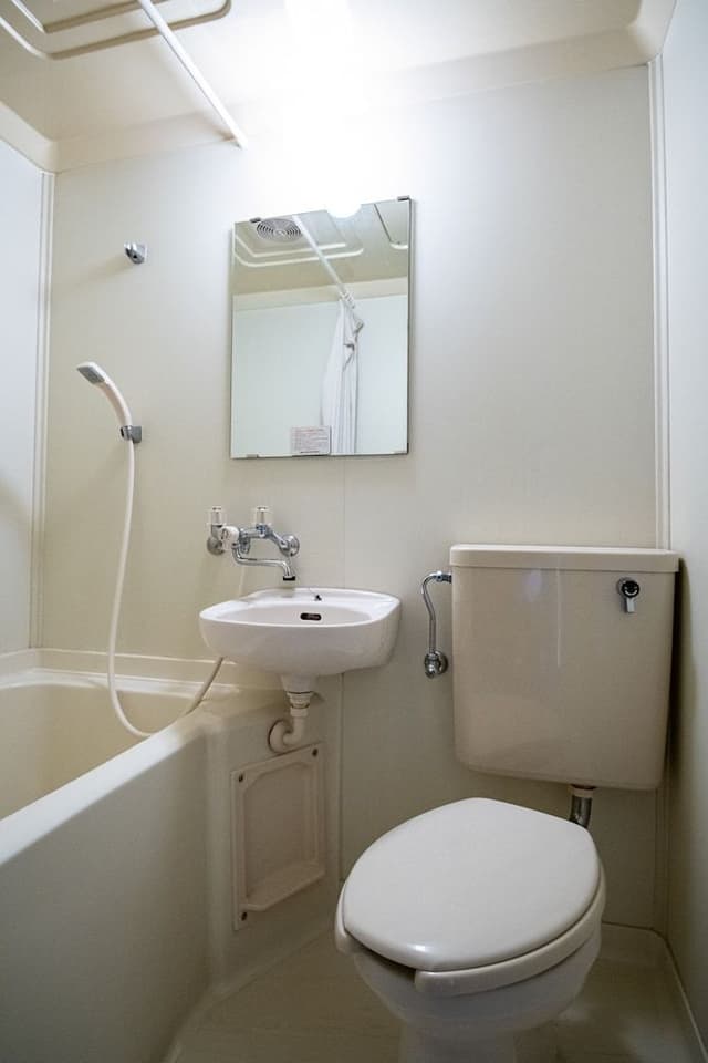Deluxe Western Style Twin Room with En-Suite