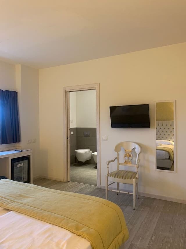 Standard Double or Twin Room, 1 Bedroom, Refrigerator, City View