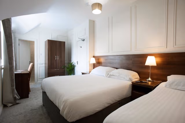 Premium Triple Room