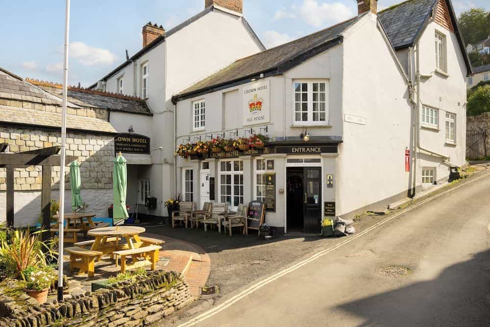 The Crown Hotel The Crown Hotel