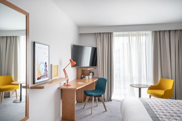 Premium Room, 1 Queen Bed (Top Floor)