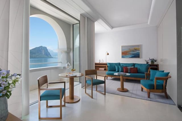 Deluxe Junior Suite with Lake View