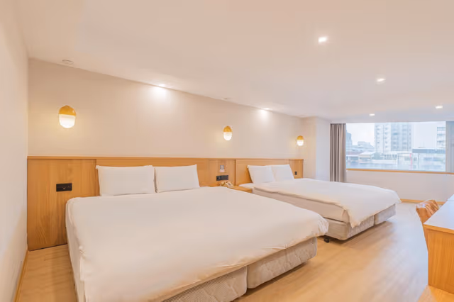 Deluxe Quadruple Room