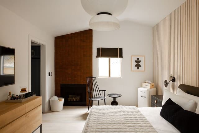 Deluxe Room, 1 King Bed