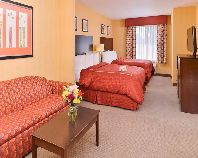 Suite, Multiple Beds, Non Smoking