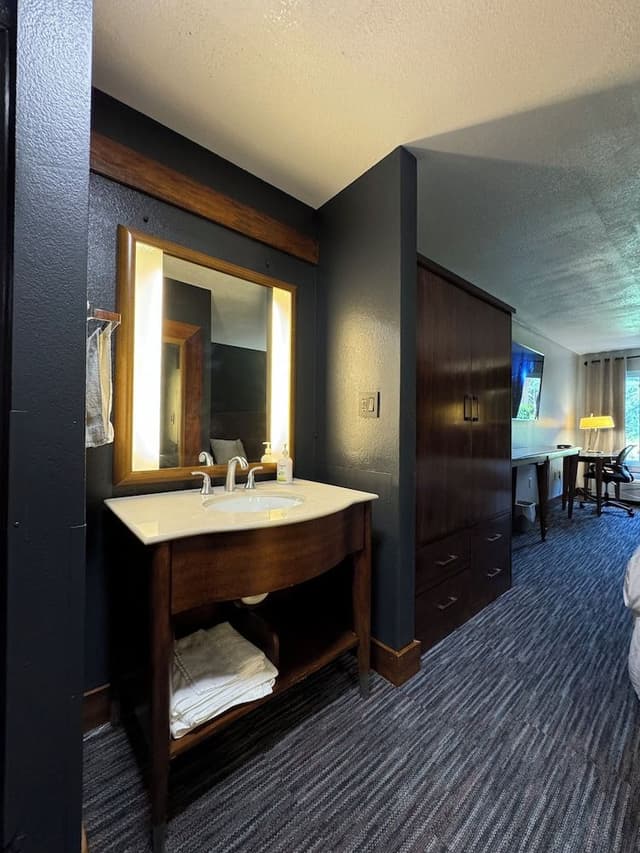 Business Room
