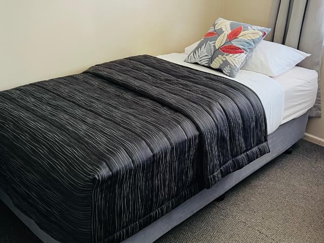 Single Room with Shared Bathroom