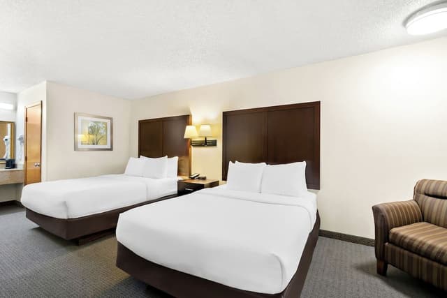 Standard Room, 2 Queen Beds, Non Smoking