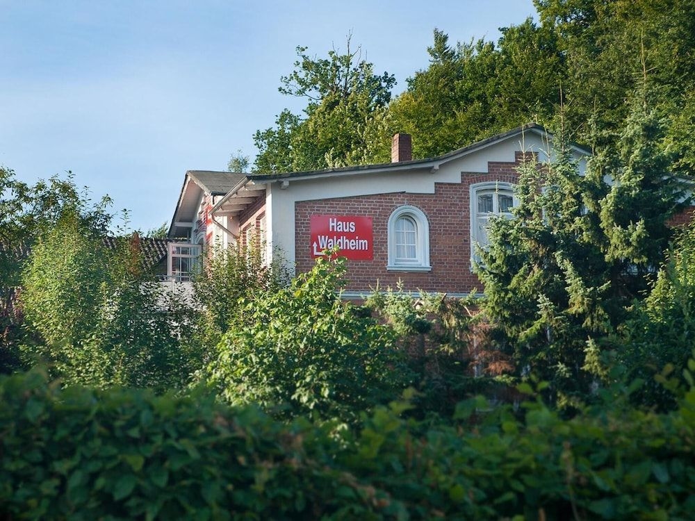 Haus Waldheim4