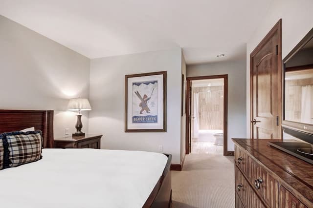 Room, 3 Bedrooms (Plus Den Residence)
