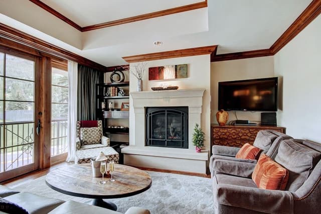 Room, 3 Bedrooms, Valley View (Residence)