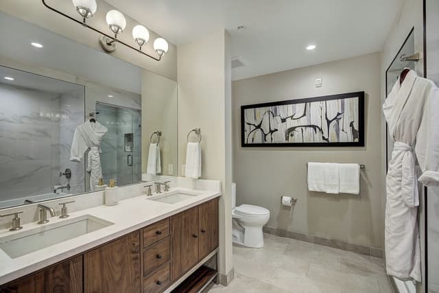 Room, 3 Bedrooms, Valley View (Residence)