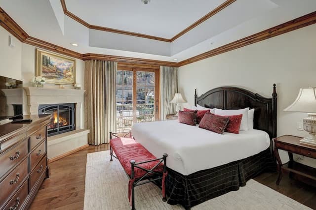 Room, 4 Bedrooms, Mountain View (Residence)