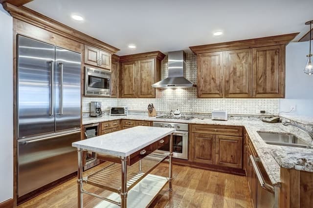 Room, 4 Bedrooms, Mountain View (Residence)