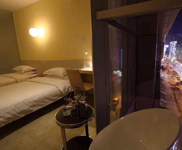 Deluxe Twin Room