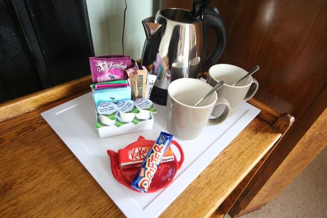 Double Room, Ensuite (Room 5)