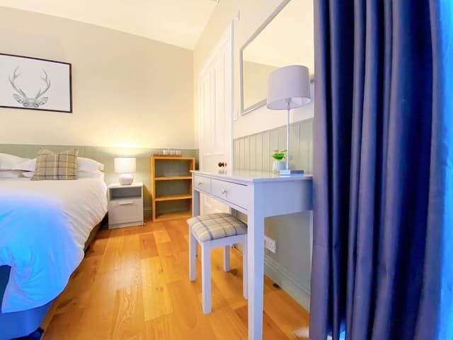 Family Triple Room (2 Adults + 1 Child)