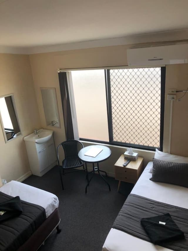 Budget Room (Shared Bathroom)