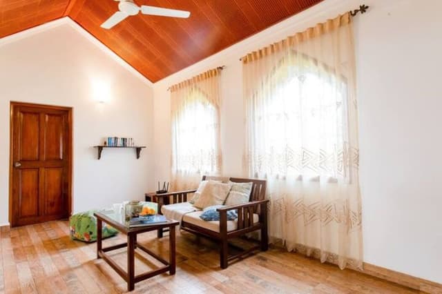 4 bedroom Royal Jacuzzi Villa