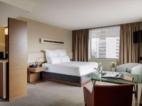 Deluxe King Room