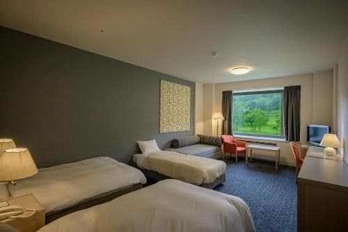 Standard Twin Room - Non-Smoking