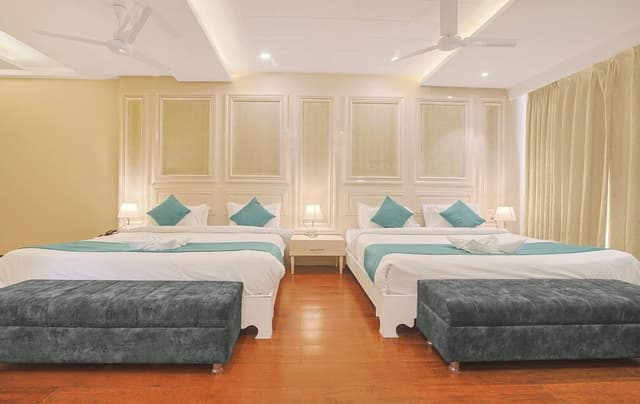 Executive Privilege Suite Room (Mountain View)