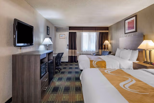 Standard Room, 2 Queen Beds, Non Smoking