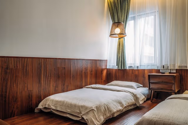 Standard Twin Room