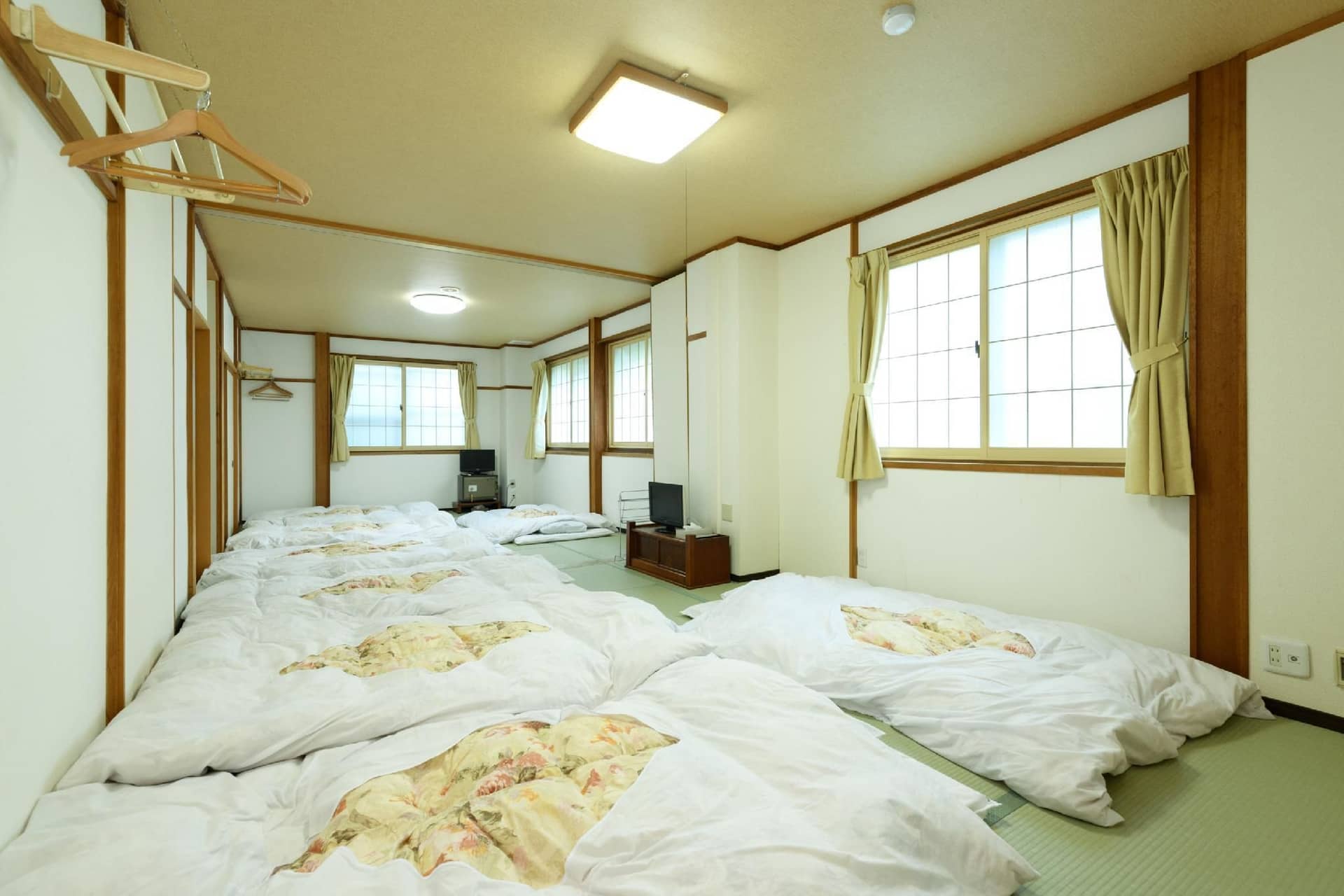 Tabataya Tabataya