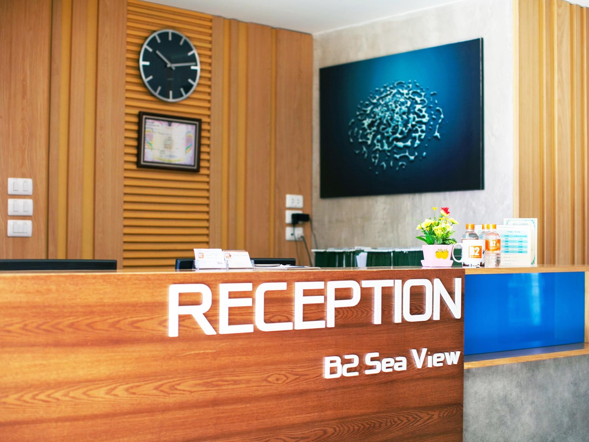บีทู ซีวิว พัทยา บูติค แอนด์ บัดเจท (B2 Sea View Pattaya Boutique & Budget Hotel)1
