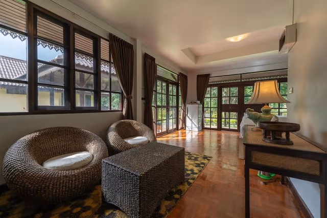 Family Room, 2 Bedrooms