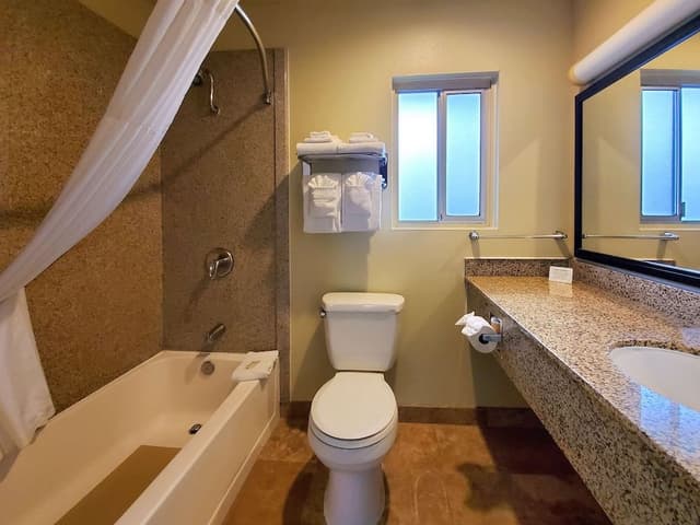 Suite, 2 Queen Beds, 1 Double Bed, Non Smoking
