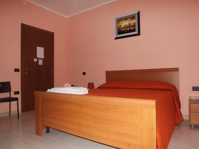 Basic Double Room
