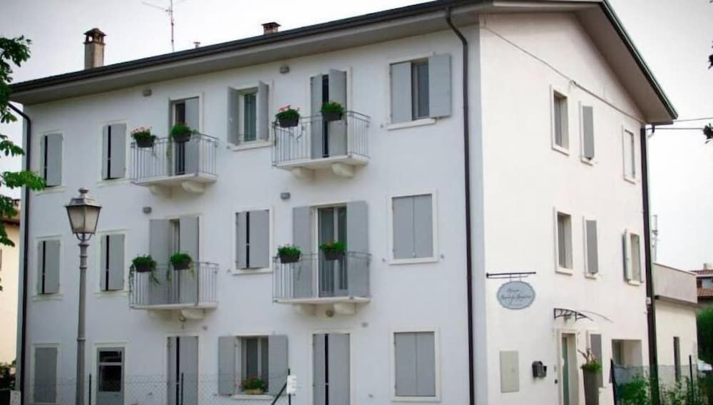 Rooms & Breakfast Il Punto...1