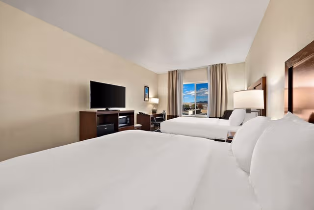 Standard Room, 2 Queen Beds, Non Smoking