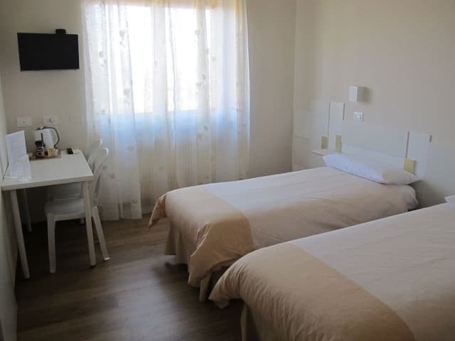Double or Twin Room, Garden View